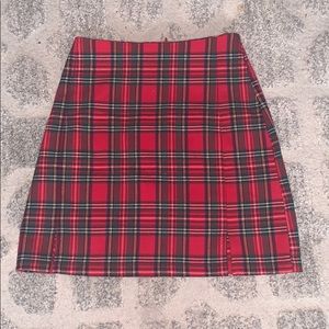 brandy melville plaid skirt